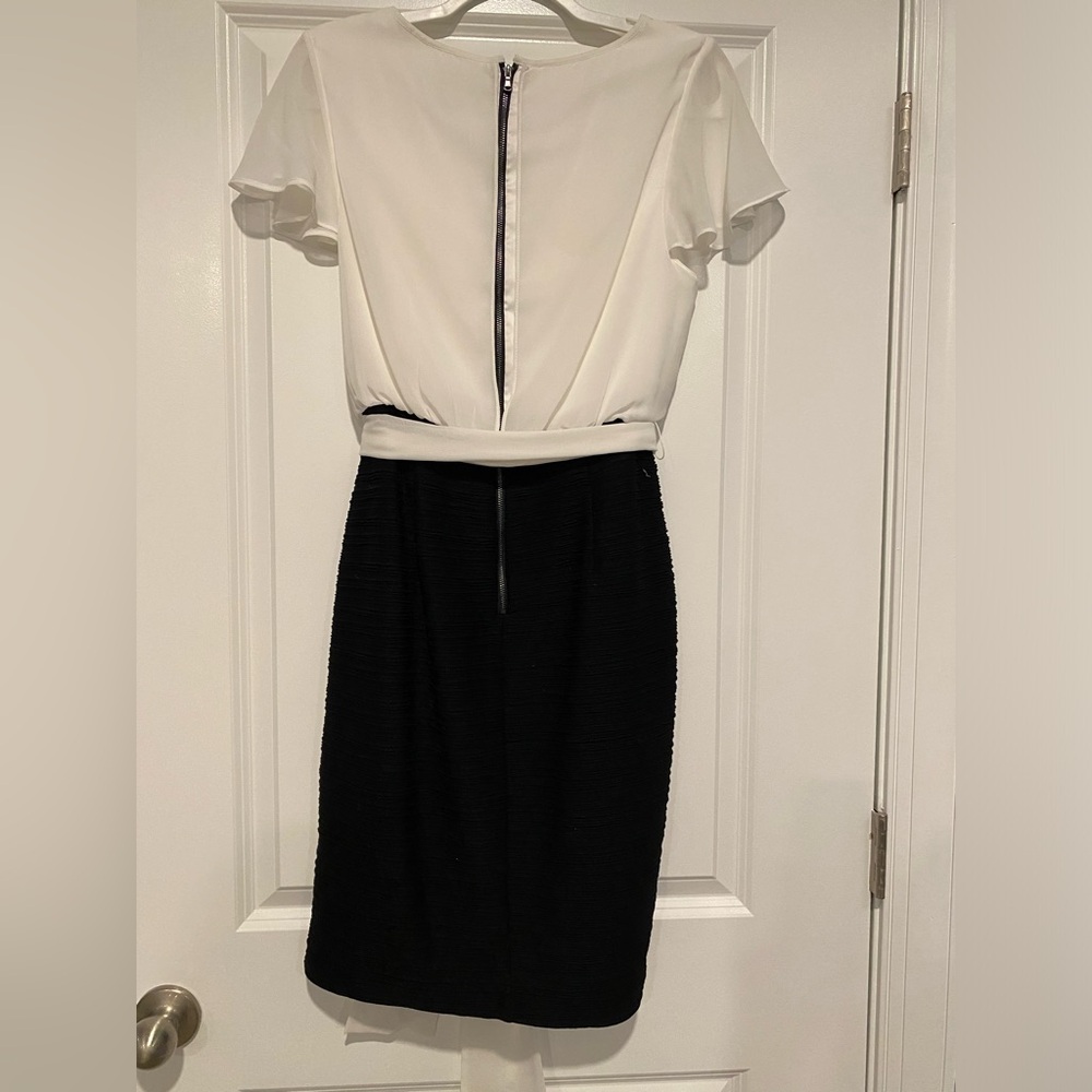 Maeve short sleeve dress with white sheer flutter sleeves/patterned black bottom - Picture 2 of 4
